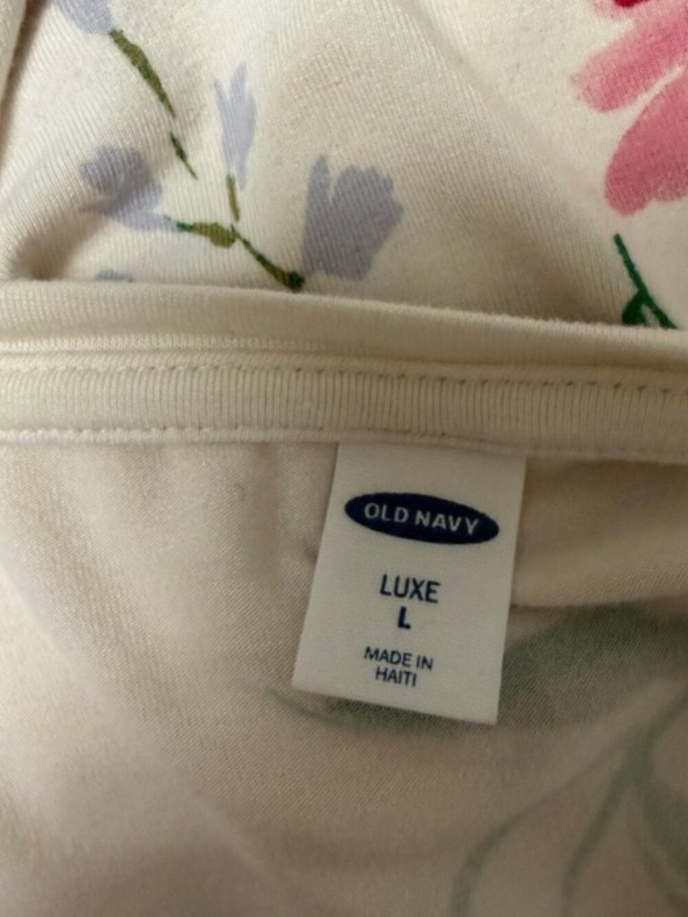 Old Navy Luxe Floral V Neck Top Large Cream Pink Yellow Blue Boho - Picture 8 of 8